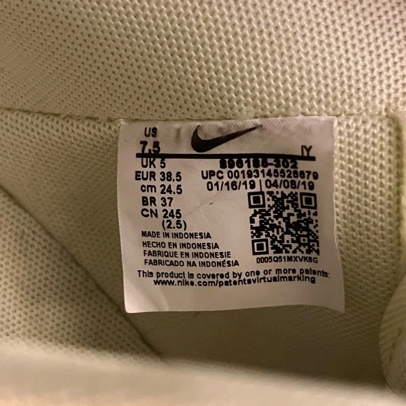 Bright yellow and white Nike Air Force 1 ‘07 Premium. Women’s size 7.5. - Picture 2 of 5